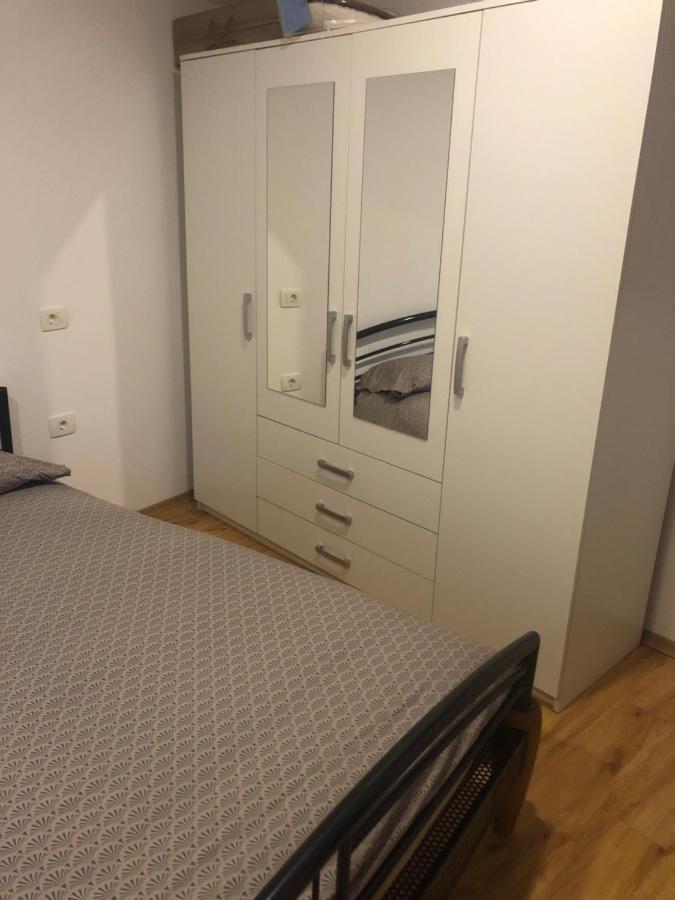 Villa Acernis Постойна Екстериор снимка