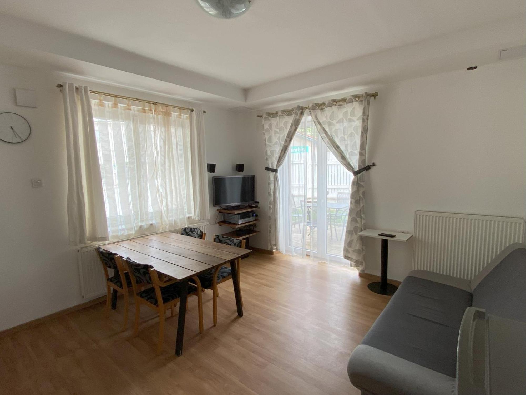 Villa Acernis Постойна Екстериор снимка